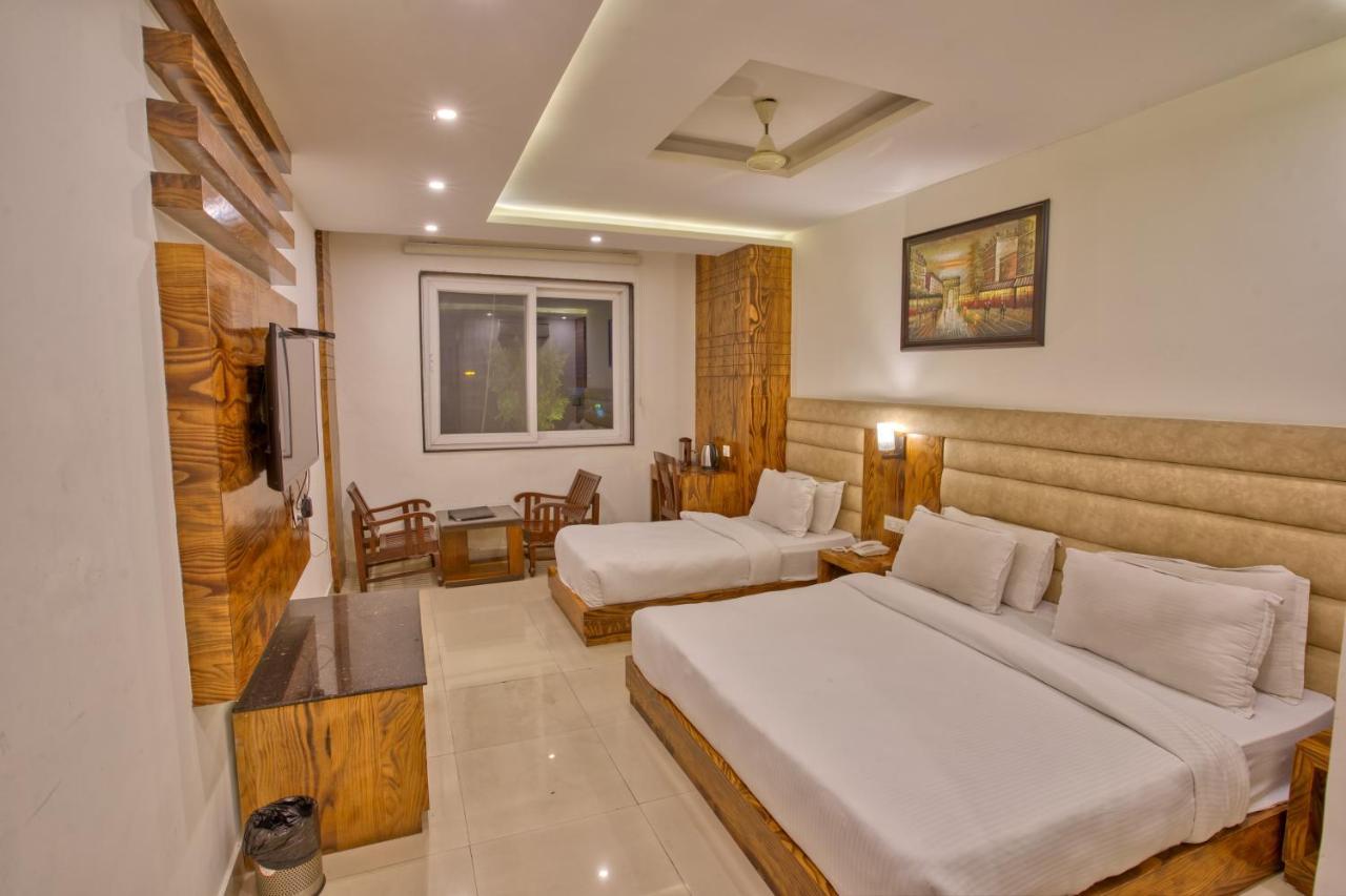 Height View Residency Hotel Dehradun Ngoại thất bức ảnh